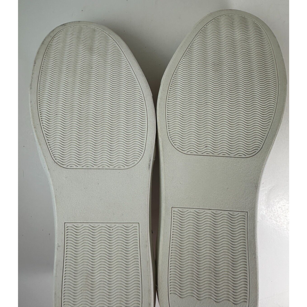 Torrid Embellished Slip On Sneakers Celebrate Love Rainbow Shoes Women's Size 9W - Picture 14 of 15